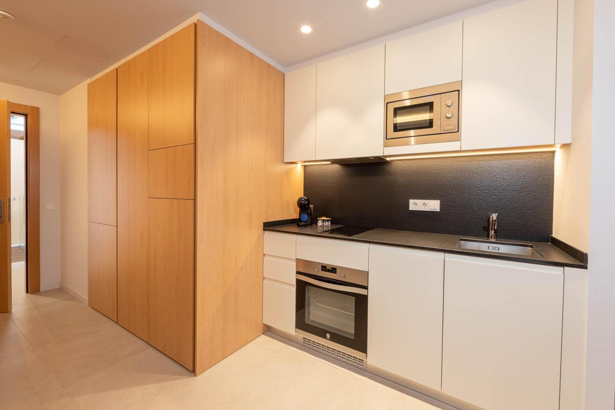 C&C Apartments Figueres  Exterior photo