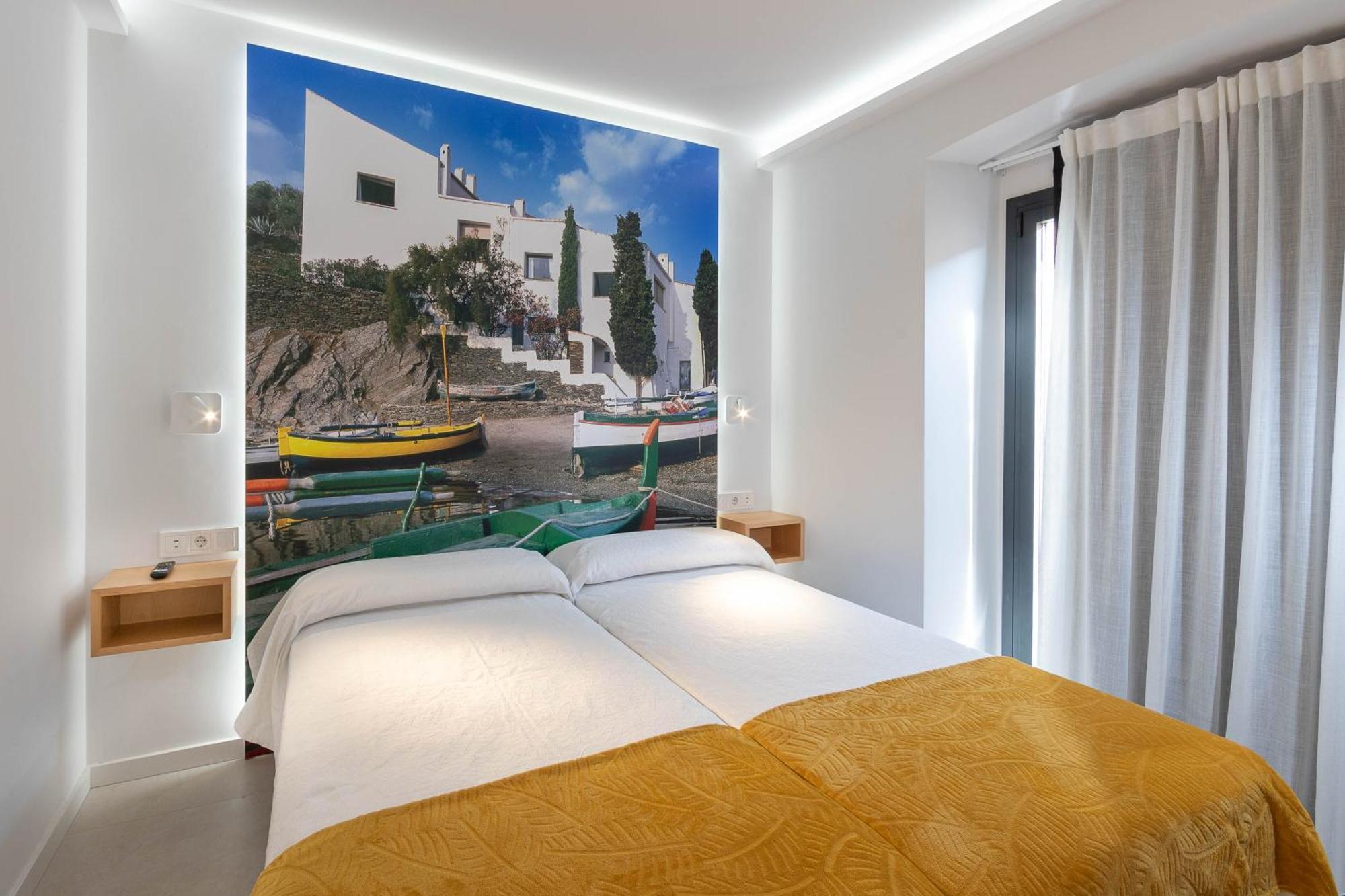 C&C Apartments Figueres  Exterior photo